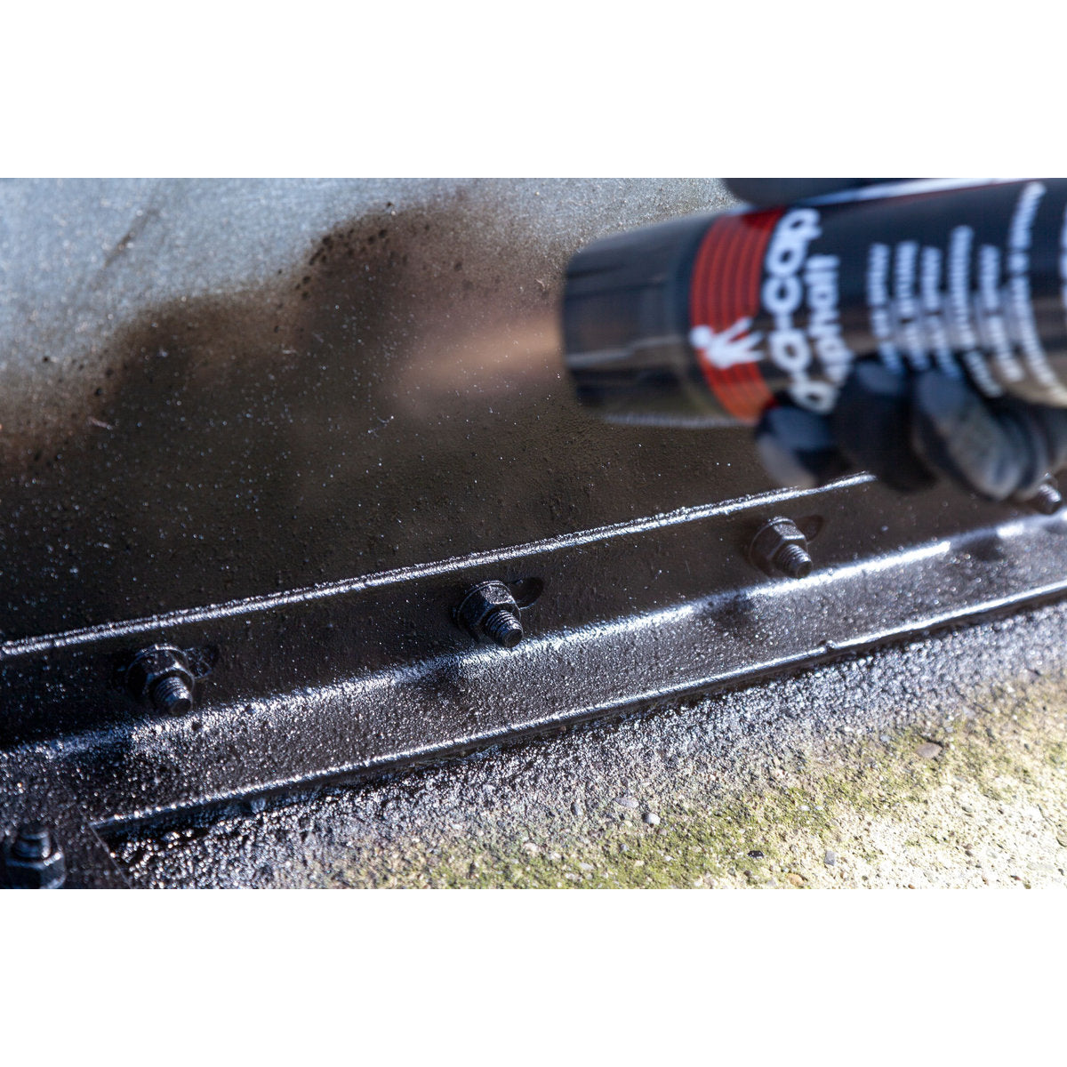 Bitumen-Dichtungsspray trig-a-cap Asphalt, 400 ml netto, Schwarz